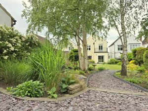 Photo 3- click for photo gallery